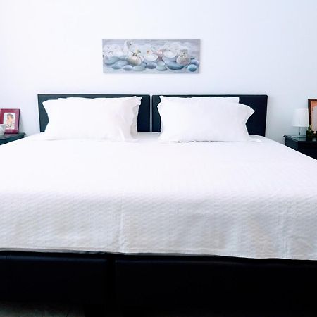 Iraa'S Apartment Σαράντα Δωμάτιο φωτογραφία